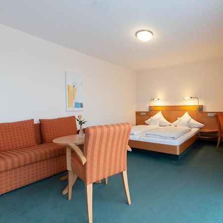 ניידרסטוטזינגן Gasthaus Hotel Zum Mohren מראה חיצוני תמונה