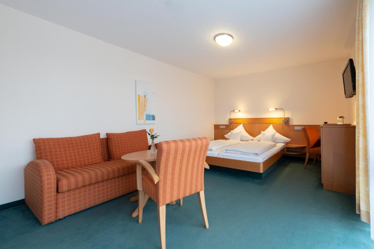 ניידרסטוטזינגן Gasthaus Hotel Zum Mohren מראה חיצוני תמונה