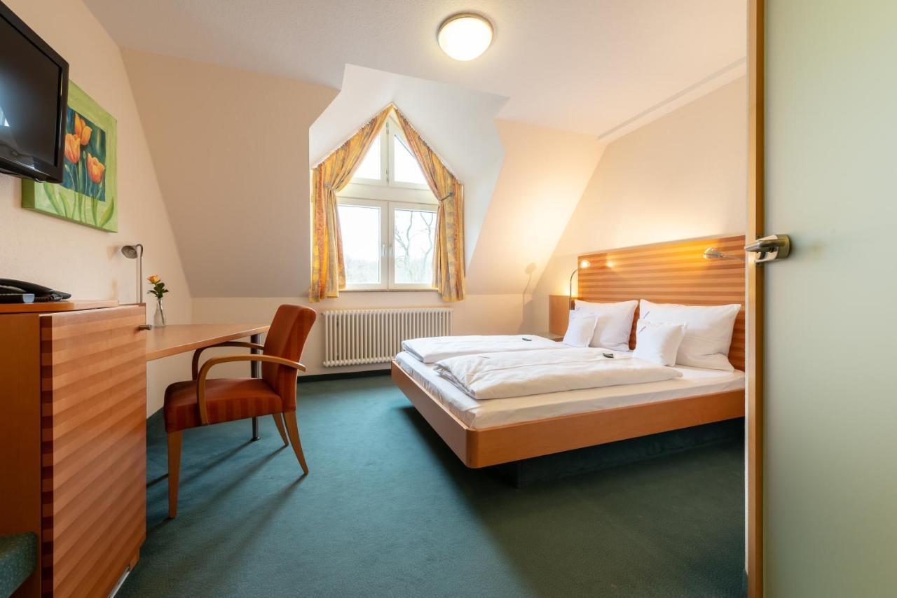 ניידרסטוטזינגן Gasthaus Hotel Zum Mohren מראה חיצוני תמונה