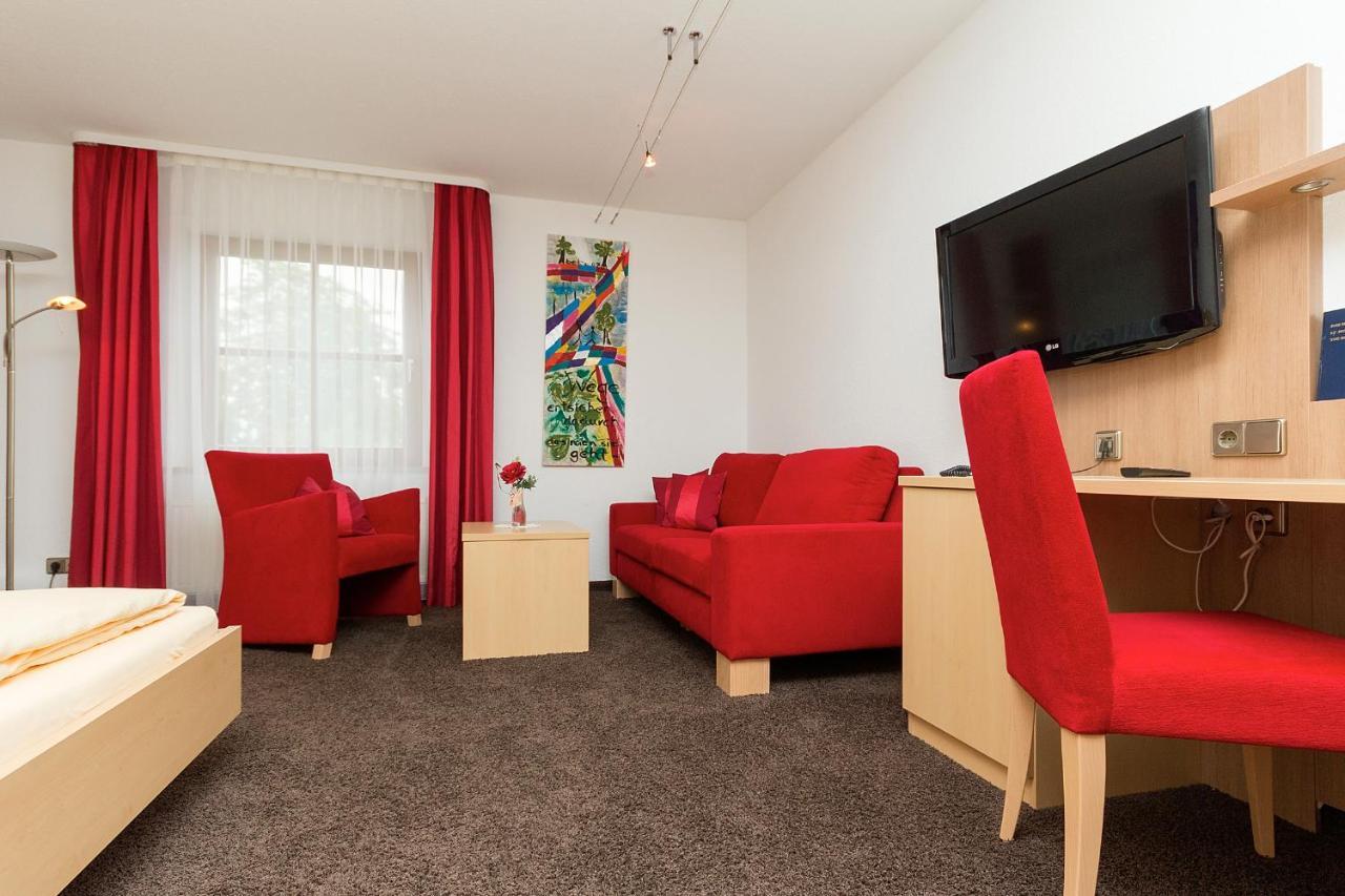 ניידרסטוטזינגן Gasthaus Hotel Zum Mohren מראה חיצוני תמונה